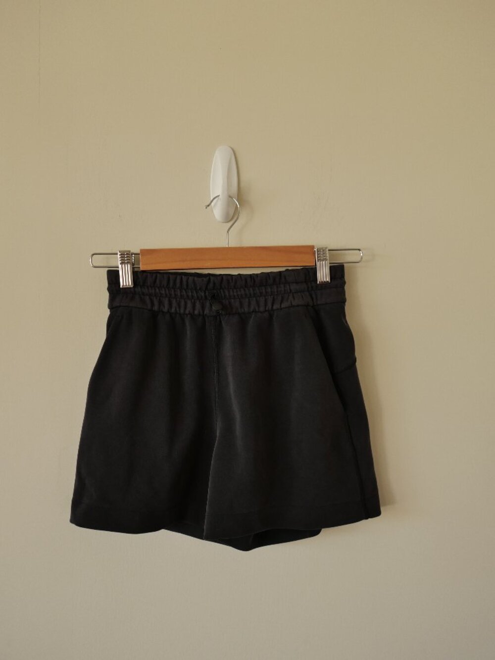 Lululemon Softstreme Shorts Size 2